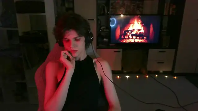 Lucius_Mo Webcam show