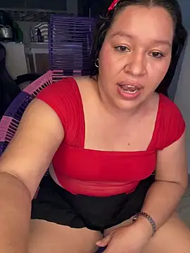 Lovelipsbig: онлайн-секс-чат