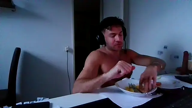 alpha-hunk: онлайн-секс-чат