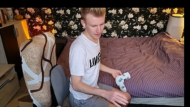 Vuitton élő XXX-chatje