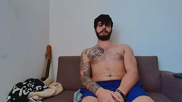 Chat XXX en directo de thomas_gun