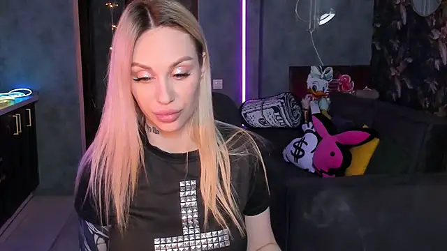 Blckmirrorr Live XXX-Chat