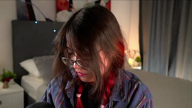 NelleMihalko's Live XXX Chat