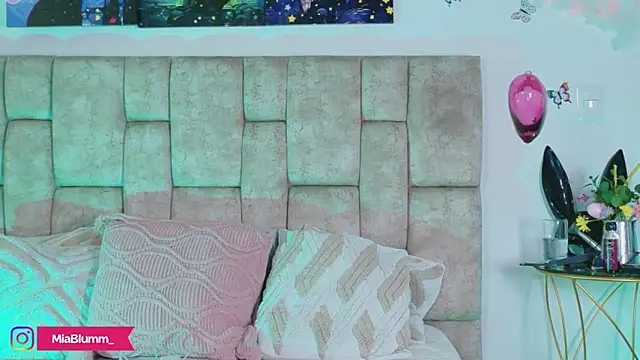 MiiaBlumm_ 라이브 XXX 채팅