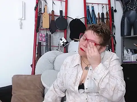 Leah_RのライブXXXチャット