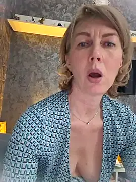 دردشة stellahere8 الجنسية المباشرة