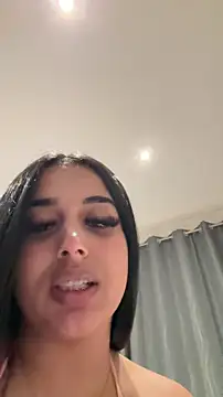 LilMisIndianx – Live XXX-chat