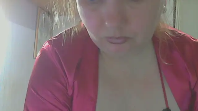 Lusi-777's Live XXX Chat