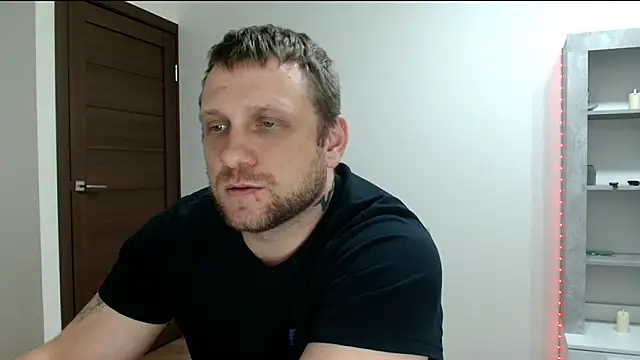 Вебкам-шоу B-L-O-N-D