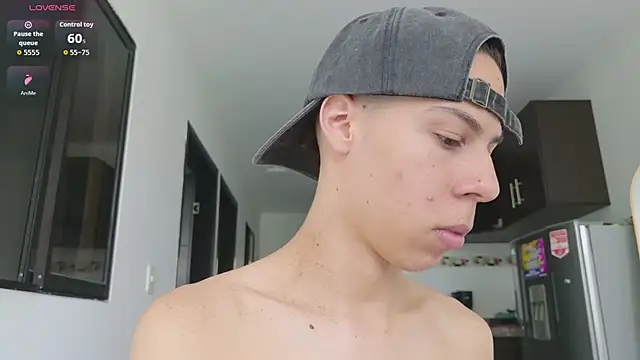 Chatroom XXX en direct de grey___27