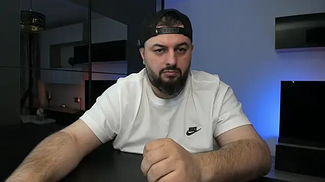 DravenPeak's Live XXX Chat