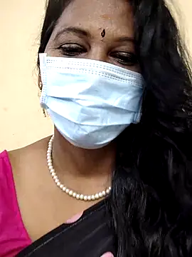 thamaraiのライブXXXチャット