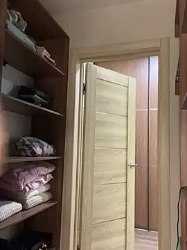 RussianGirls_ 现场XXX聊天