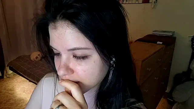 MiaTemptress' Live XXX Chat