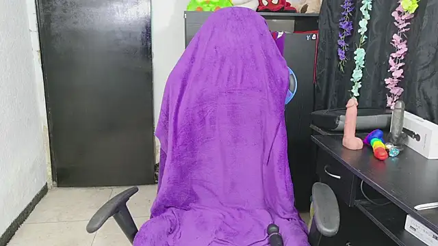 Chat +18 de ann_bronw ao vivo