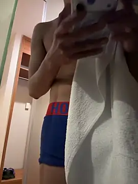 boyhigh1997 Show Webcam