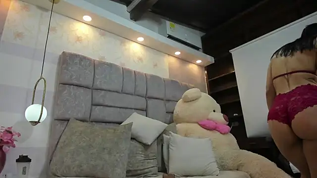 charolnox's Live XXX Chat