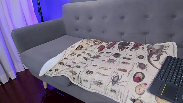 flower_smith_ লাইভ XXX চ্যাট