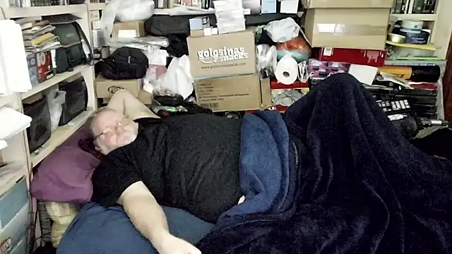 hadeszeuss2's Webcam Show