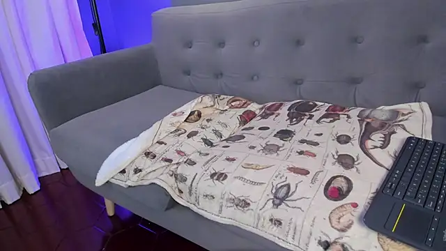 flower_smith_ Live XXX-Chat