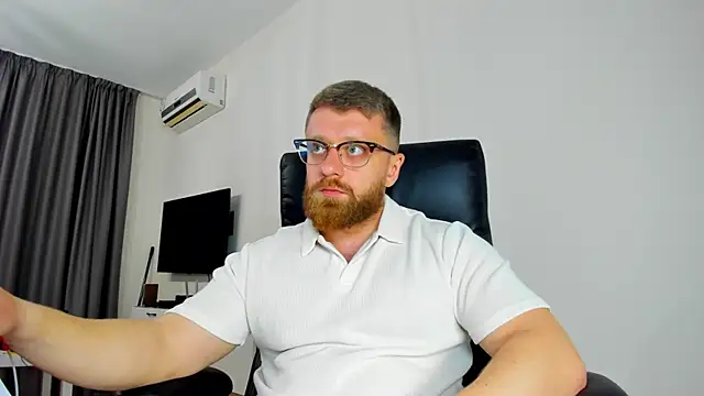 Findom_guy 现场XXX聊天