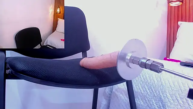 Hisoka_011 라이브 XXX 채팅