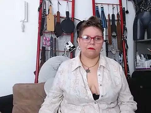 Leah_R's Live XXX Chat