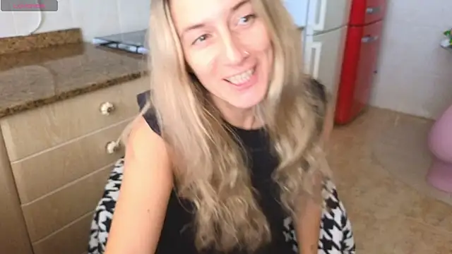 Lunamix live XXX chat