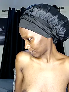 SlimThick33's Live XXX Chat