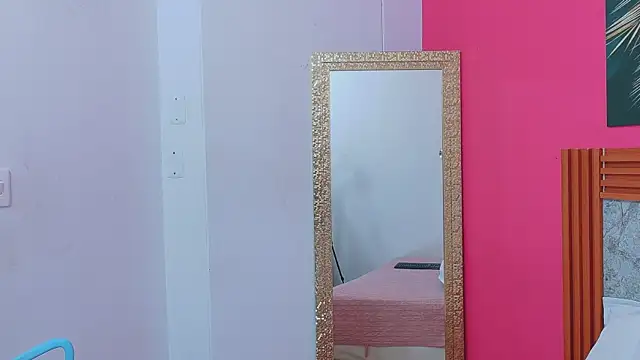 littlee_emilyy_ – Live XXX-chat