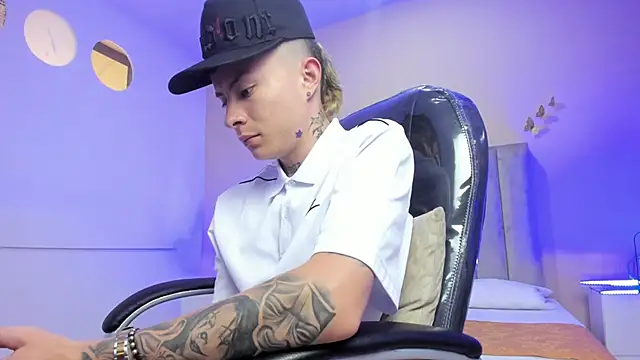 Nascary_Fox Webcam-Show