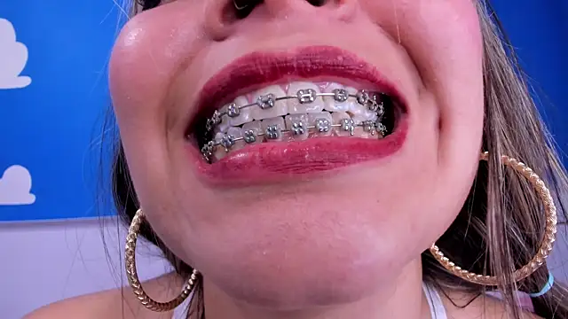 Živý XXX chat miss__evolet