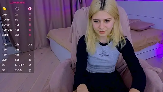 ApheliaStar Chat XXX in diretta