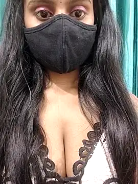 Chat +18 de Aanya_hotty ao vivo