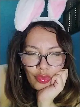 shio_26's Live XXX Chat