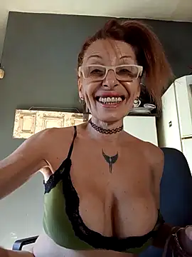 Chat XXX en directo de FrozenWaffle