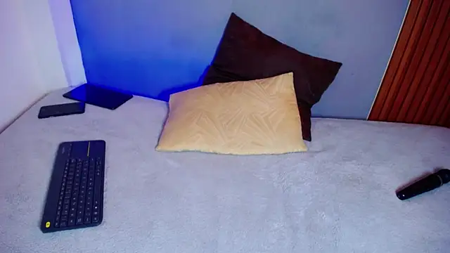 JuneBlake_ – Naživo XXX chat