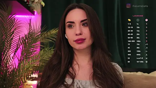 -BabyYodaのライブXXXチャット