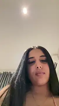 LilMisIndianx: вебкам-шоу