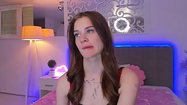 LuisaClover Live XXX-chat