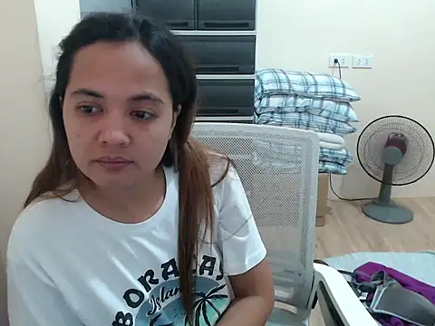 xTheLastVIRGINx লাইভ XXX চ্যাট