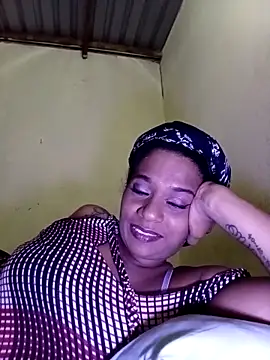 MiZzCreator's Live XXX Chat