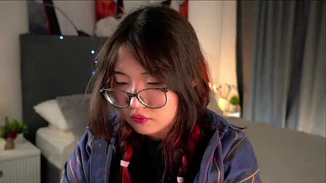 Živý XXX chat NelleMihalko