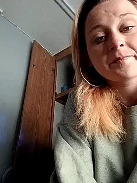 Queen2454 Webcam show