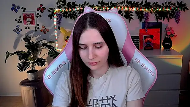 AliceCharmy: απευθείας συνομιλία ΧΧΧ