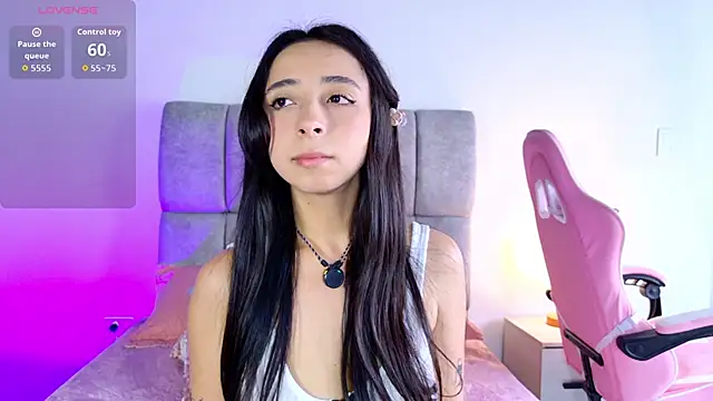 Chat +18 de melanie_hills ao vivo