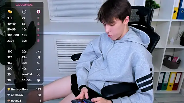 Czat XXX na żywo – MarkBranston