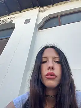 BellaGiaxx webcam show