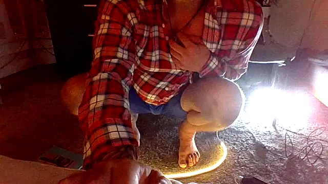 Pump_argh Webcam Show