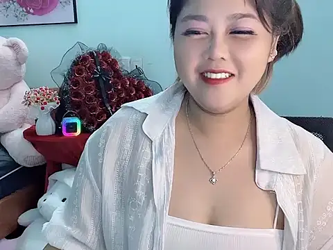 Nhanlu009のライブXXXチャット